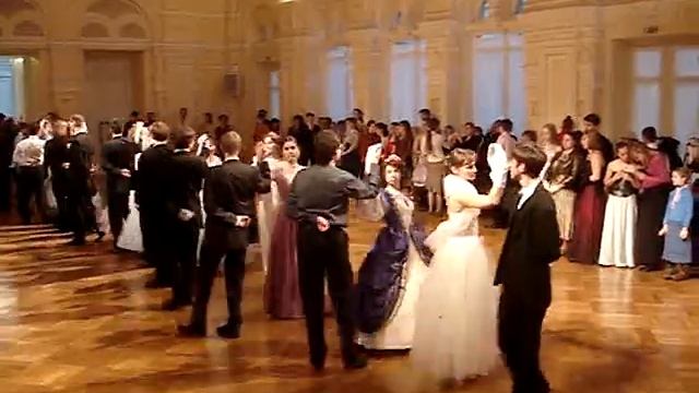 Московский менуэт смотреть онлайн