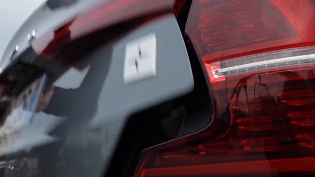 2020 Volvo S60 T8 Twin Engine Polestar Engineered premium sports sedan смотреть онлайн