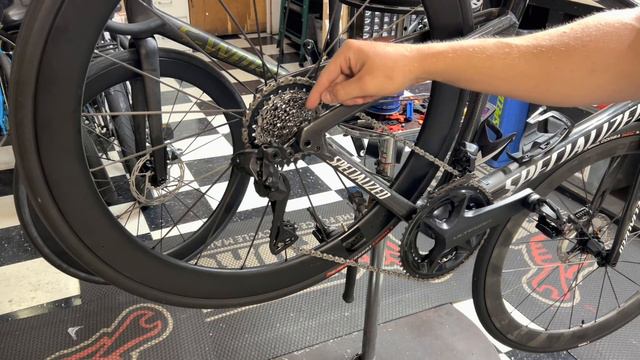 *WILL IT WORK?!* 12 SPD SRAM AXS CASSETTE 10-33, WITH SHIMANO 12 SPEED DI2 (INDUSTRY TABOO!!) смотреть онлайн