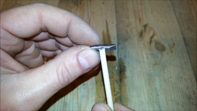 СДЕЛАЛ МОЛОТОК ИЗ РЖАВОГО ГВОЗДЯ / DIY / mini hammer смотреть онлайн