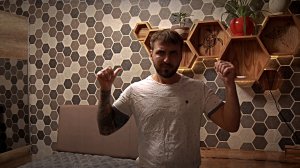 Завершение трилогии, стена из мраморных сот