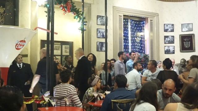 Nightlife at Floridita Bar Havana, Cuba смотреть онлайн