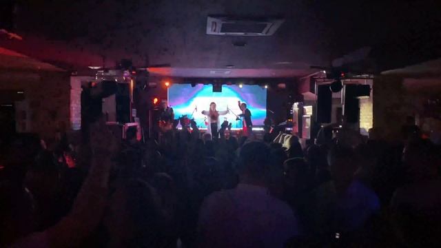 Кавер-группа Let's Dance. Лайв в Красноярске смотреть онлайн