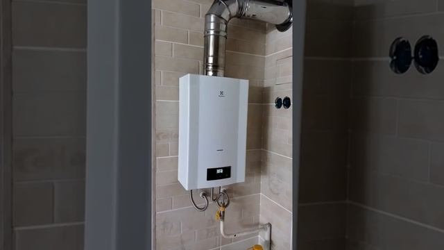 Electrolux GWH11 ProInverter смотреть онлайн