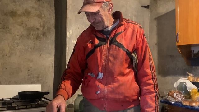 Новый помощник. Гостинцы. Другая машина.Кофе на вынос.? смотреть онлайн