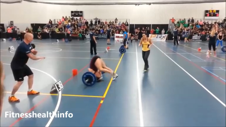 Женщины в спорте (подборка фейлов) смотреть онлайн