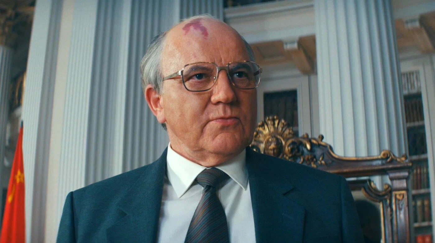 Горбачёв и нищий СССР в новинке "Тетрис" смотреть онлайн