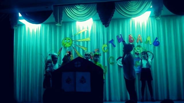 The Wooden House смотреть онлайн