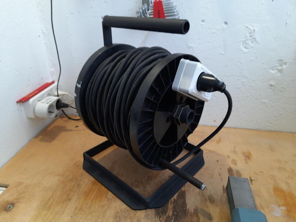 Удленитель "Катушка" смотреть онлайн