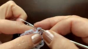 Ажурное яйцо с цыпленком к Пасхе связанное крючком (360p).mp4