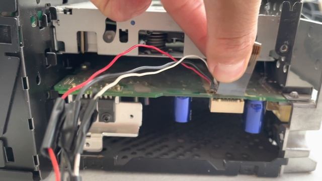 Cómo Instalar Cable Auxiliar | Auxiliar en tu auto смотреть онлайн