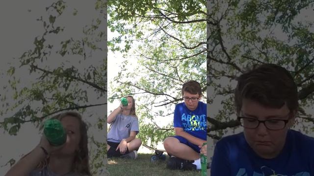 Banana and Sprite challenge*Vomit Elert* смотреть онлайн