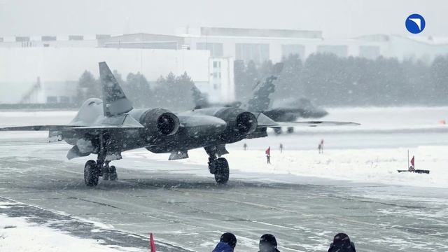 ОАК передала Минобороны очередную партию серийных самолётов пятого поколения Су-57 смотреть онлайн