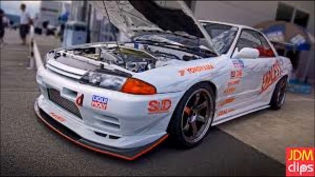 NISSAN SKYLINE GTR R32 смотреть онлайн