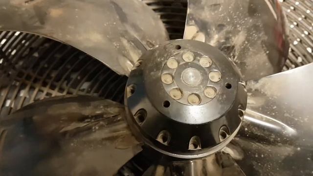 EBMpapst A4350 Air Condition Fan problem смотреть онлайн