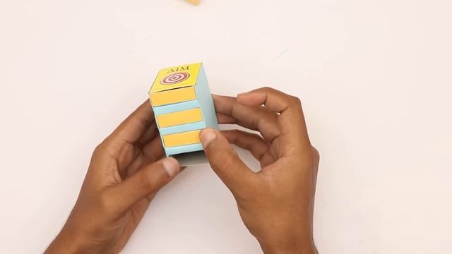 DIY Mini Study table with matchbox || How to make miniature Study table @Craftube4u смотреть онлайн