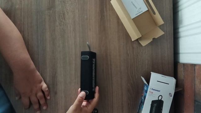 Короткий обзор блютуз колонки Tronsmart 10ват 2000мА/годин смотреть онлайн