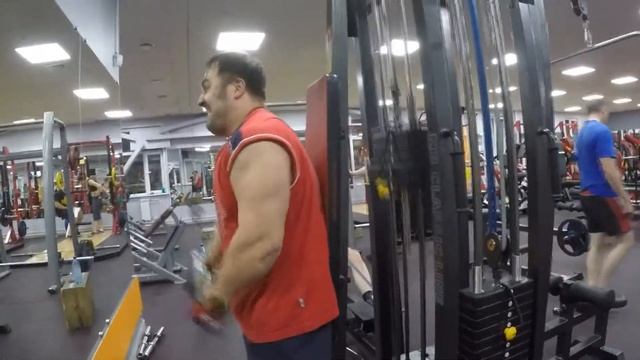 Тренируем семисет (суперсет из 7 упражнений на бицепс, трицепс, и спину - широчайшие) #2 смотреть онлайн