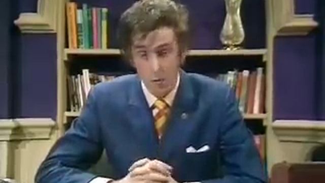 Monty Python Crackpot Religions LTD смотреть онлайн