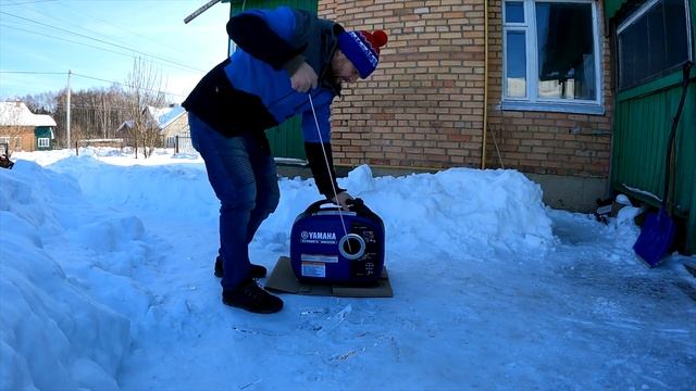 Первый запуск Yamaha EF2000iS инверторный бензо генератор. смотреть онлайн