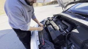 How to replace the air filter in VOLVO S60 T5 (AWD-2014) ?