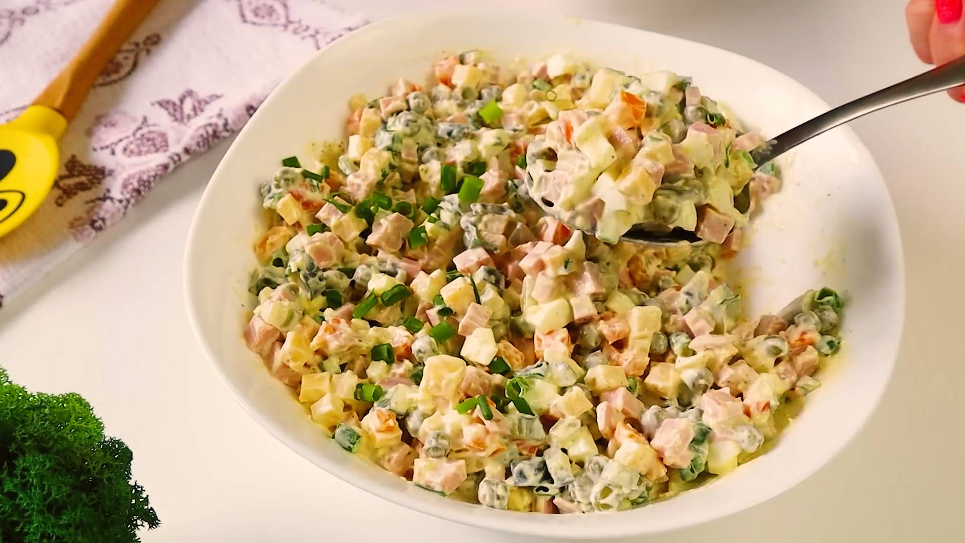 Необычный рецепт - "ОЛИВЬЕ" ПО НОВОМУ! Самый вкусный ОЛИВЬЕ ,который вы когда-либо пробовали. смотреть онлайн