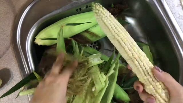 МОЛОДАЯ КУКУРУЗА ? || как варить кукурузу за 15 минут? смотреть онлайн