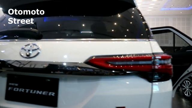 New Toyota Fortuner 2.4 VRZ 4X2 Dsl AT GR Sport 2022,Super white colour ,Exterior and Interior смотреть онлайн