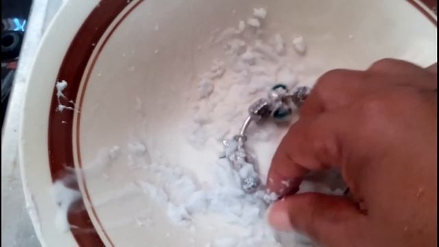 Using Baking Soda To Clean My Pandora Bracelet ? | #prettitingz | pearlina1925.com смотреть онлайн