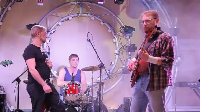 C4 - Nothing Else Matter (Metallica cover) HQ смотреть онлайн