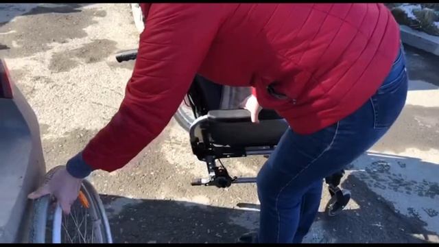 Как сложить коляску в машину смотреть онлайн