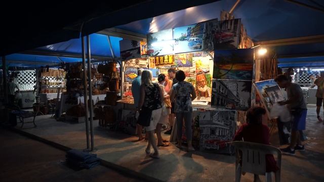 Отдых на Кубе 7 часть. Как добраться до Варадеро на автобусе, прогулка по городу. (4К) смотреть онлайн