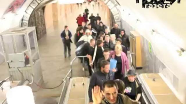 Разгон протестного лагеря на Чистых прудах смотреть онлайн