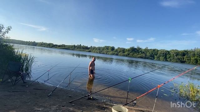 Ночуем на берегу реки Западная Двина. Ловим подлещика на фидер, готовим, отдыхаем. Лето-отдых. смотреть онлайн