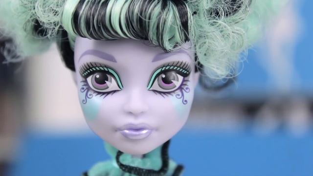 Twyla Freak Du Chic (Твайла Цирк Шапито) Monster High Обзор\ Review CKD76 смотреть онлайн