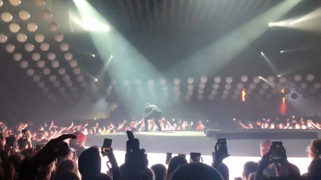 Insane Footage from Drake Jumpman, Live in Oslo смотреть онлайн