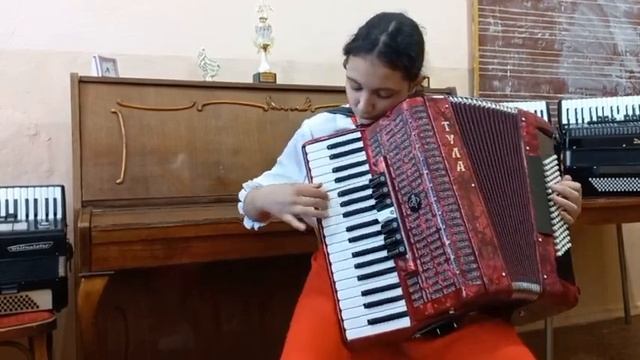 В. Меркушин Маленькая сюита "Зимняя песня" Каптыгина Милана 5 кл. смотреть онлайн