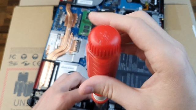 РАЗОБРАЛ СВОЙ НОВЫЙ НОУТБУК! смотреть онлайн