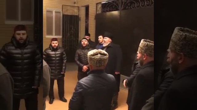 ЧЕЧЕНСКИЕ ЗИКРИСТЫ АВТОРИТЕТЫ СРЕДИ НАРОДА смотреть онлайн