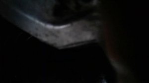 Где находится стартер на mitsubishi pajero 2, двигатель 4d56