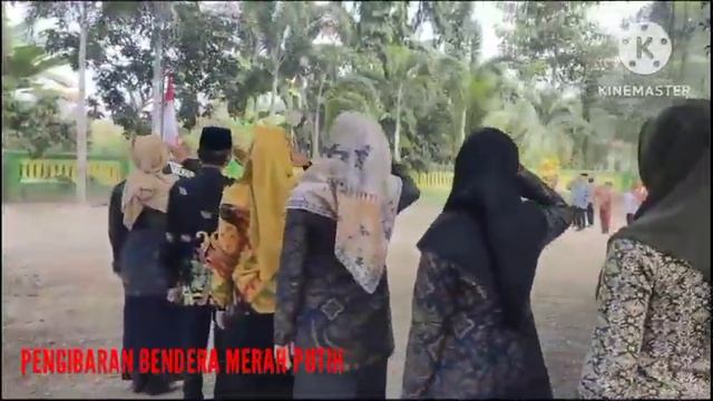 UPACARA MEMPERINGATI HARI BATIK NASIONAL BERSAMA BABINSA KORAMIL 24/AMBULU