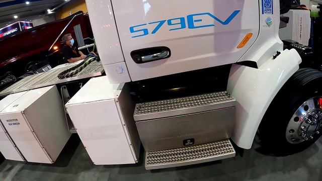 volvo electric/вольво электрическое VNR смотреть онлайн