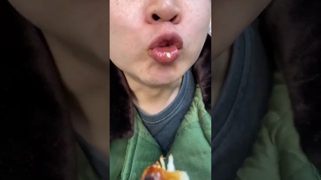 80年前吃飯vs80年後吃飯！ 80年前人人都不想吃東西，80年後竟然被人瘋搶！ 【隔壁大哥與小李】 смотреть онлайн