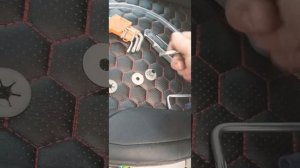 Устранения дребезжания двери Рено Логан при закрытии дешёвым методом