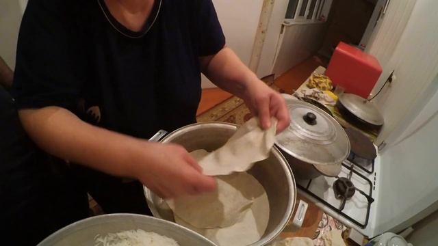 Азербайджанский плов с курицей. Мамин рецепт готовим вмести. смотреть онлайн