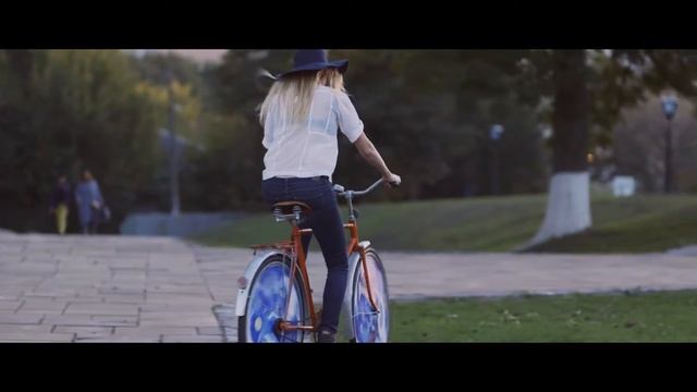 Промо клип художницы Ольги Кошелевой. Арт-объект “Велосипед” смотреть онлайн