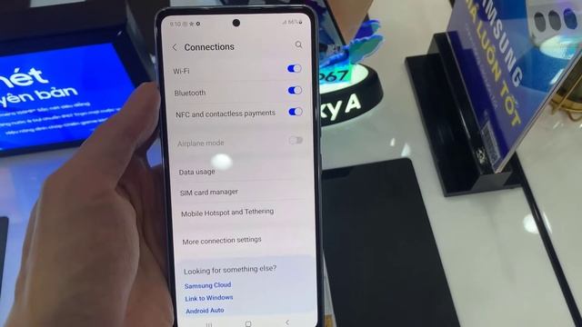 Samsung Galaxy A53: How to Enable/Disable NFC and Contactless Payment смотреть онлайн