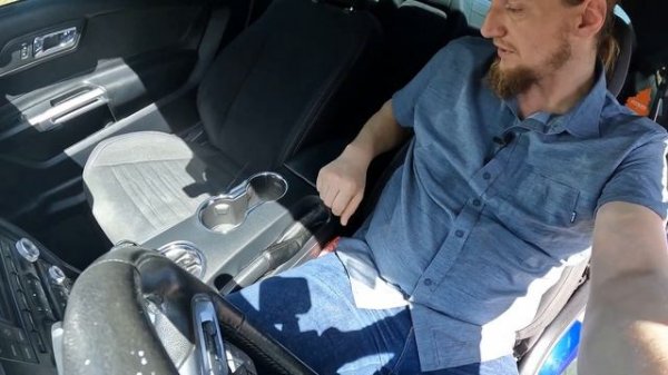 Мустанг, которому тяжело простить минусы... Ford Mustang 2.3 EcoBoost