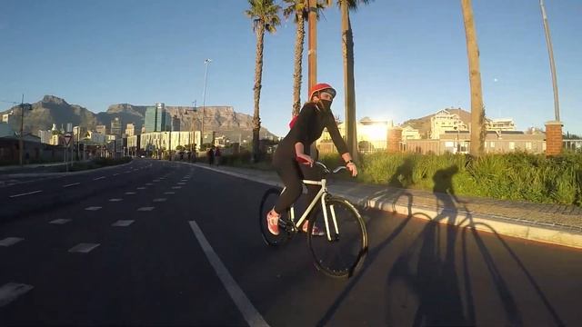 Single Speed Girl - Lockdown Exercise Hour смотреть онлайн