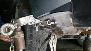 РИХТОВКА ПОРОГА НА КОЛЕНКАХ, ТОЙОТА ХАЙС. Toyota Hiace. 4- ПОКОЛЕНИЕ.